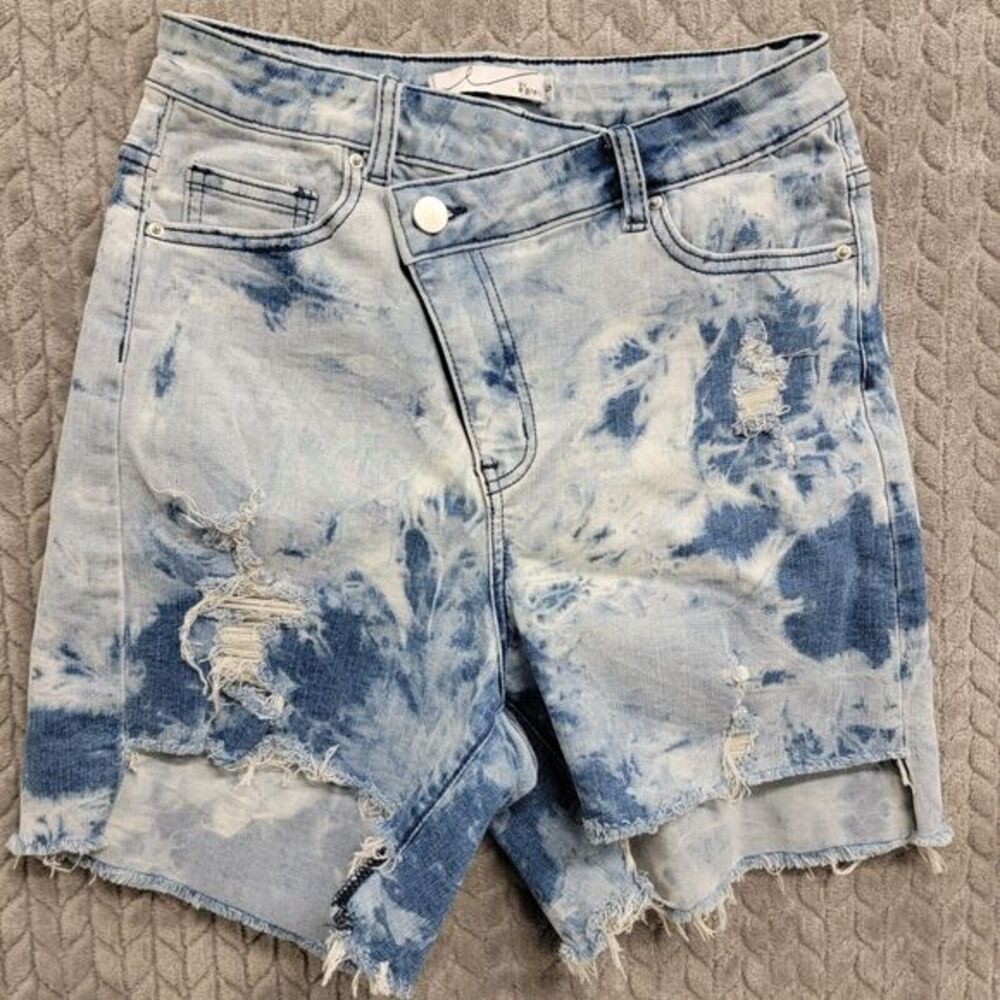 By Egreis Womens Distressed Blue Jean Shorts Size Small‎ 26W Acid Wash Boho Soho